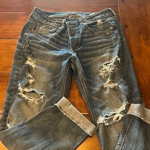 American Eagle distressed stretch jean size 8